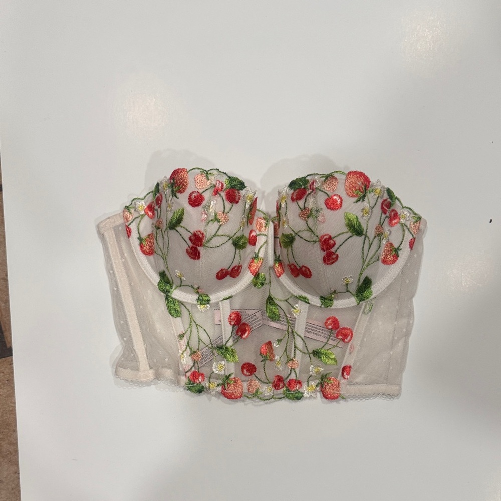 Victoria's Secret White Lace Detail